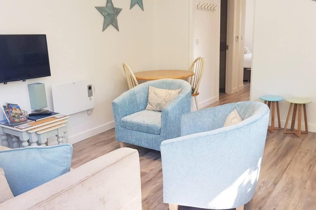 Iscraig Bach-Cosy 2 Bed Apartment-Close To Beach Trearddur Εξωτερικό φωτογραφία